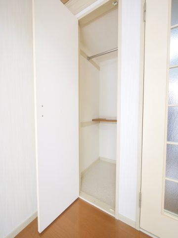リヴェール豊成第2の収納|※写真は別の部屋のものです。