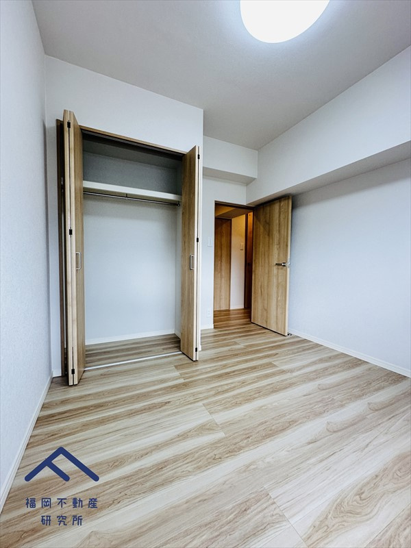 小倉スカイマンションの洋室