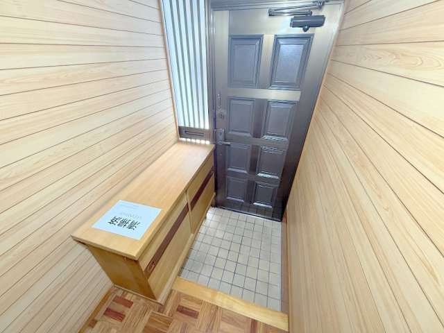 生駒市俵口町の一戸建ての収納