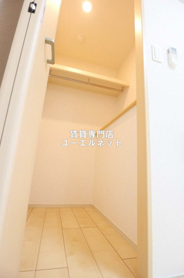 【収納】 | ガロファニーノ | 人気のウォークインクローゼット付き♪