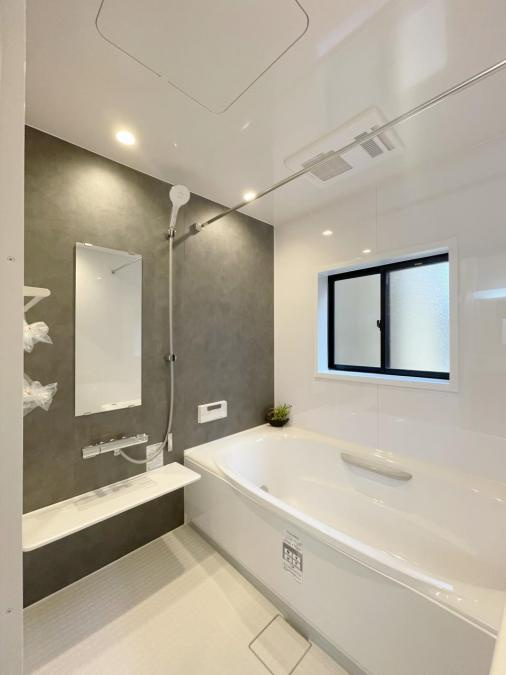 大久保町４丁目　中古一戸建ての浴室|オートバス
■物件内覧・資金計画相談・住宅ローン相談、リフォーム相談、お問合せ受付中■
※当日・翌日のご内覧、ご相談はお電話でのお問合せがスムーズです！