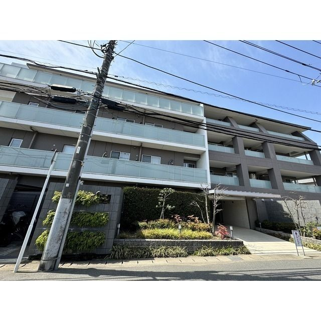 ブランズ行徳パークフロントの外観