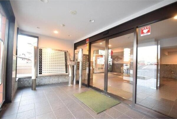 スペリアシティ名南アネックスVのエントランス|毎日通るエントランスはこのようになっています