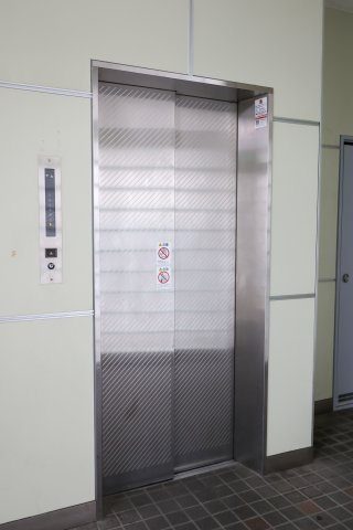 トーヨーハイツのその他共用部分|エレベーター