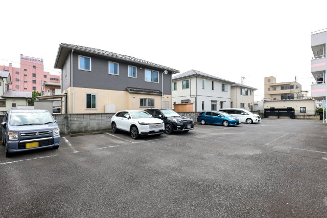 トーヨーハイツの駐車場