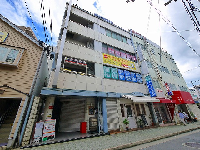 ききょう元町ビルの外観