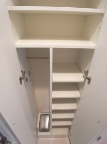 エマーレ行徳の玄関