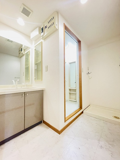 【脱衣所】 | アルフィーネ大野城 | 既存部分の追加リフォームもご相談ください