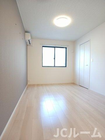 柏崎市大和町のアパートの内装