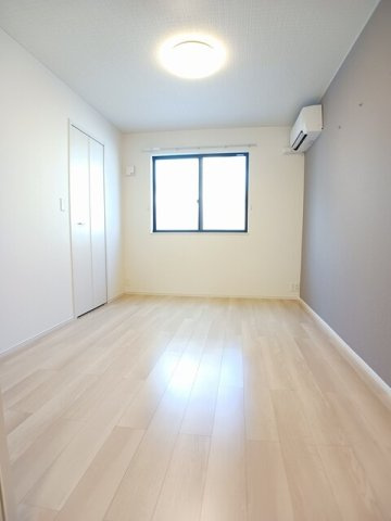 柏崎市大和町のアパートの内装