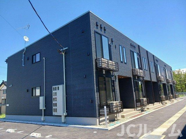 柏崎市大和町のアパートの外観