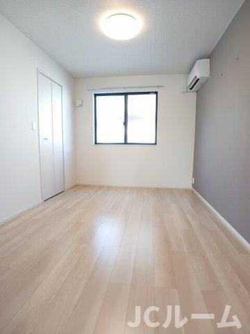 柏崎市大和町のアパートの内装