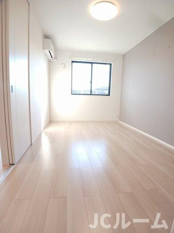 柏崎市大和町のアパートの内装