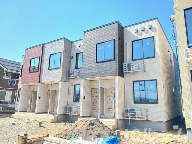 柏崎市城塚のアパートの外観