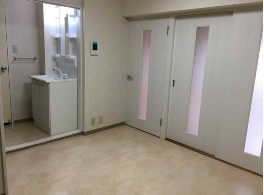 ロイヤルコート瀬田　陽当たり良好　独立洗面台　子供相談の内装