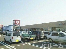 柏崎市岩上のアパートの周辺|コモタウン柏崎まで900m