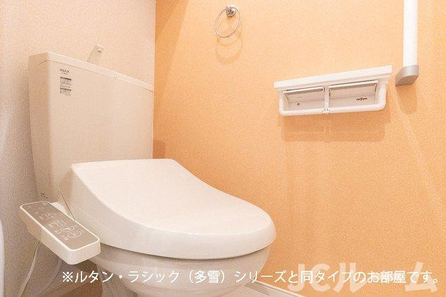 柏崎市岩上のアパートのトイレ