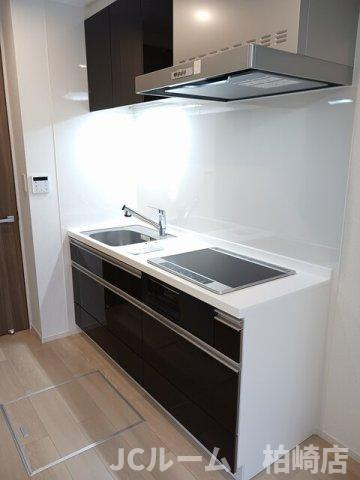 柏崎市東長浜町のアパートのキッチン