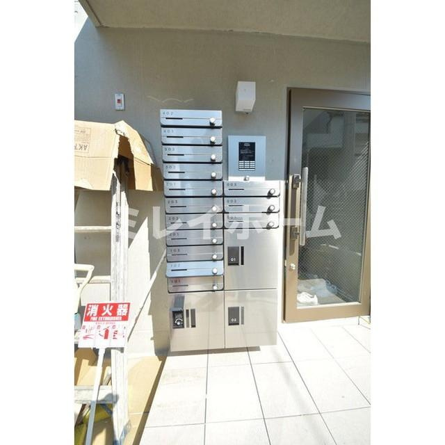 ルーム馬込のエントランス