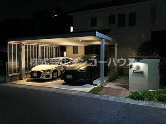 【駐車場】 | ガリバリウム鋼板を使用した高耐久・高強度のカーポートです。お車やバイク等お好きな方も是非。