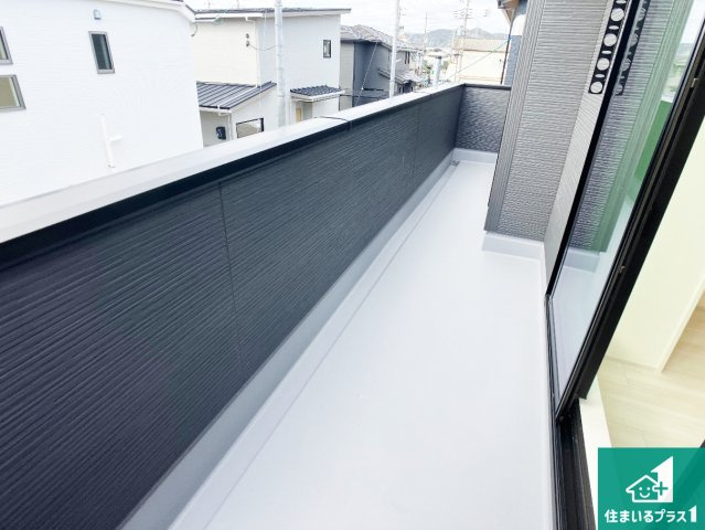加古川市東神吉町西井ノ口　第6期　新築一戸建てのバルコニー|日当たりのよいバルコニー！お部屋が開放的に！