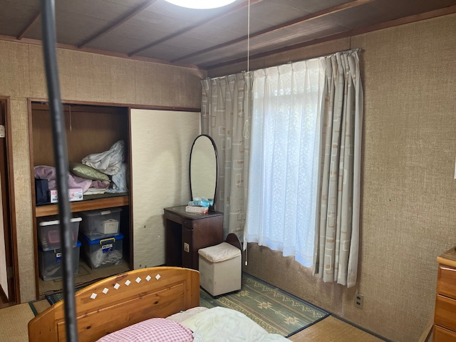 片岡戸建ての和室