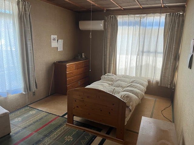 片岡戸建ての和室