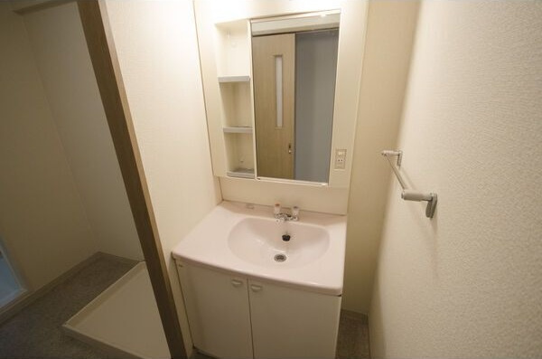 アビタシオン十番の洗面所|使いやすい洗面所です