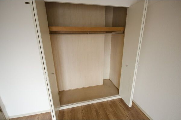 アビタシオン十番の収納|こまごまとしたものを収納できそうですね