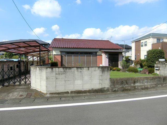 高崎市南新波町　【売土地・解体更地渡し】の外観|きれいな外観です