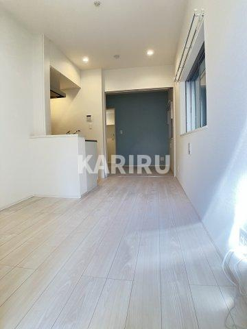 グランデュール新森のエントランス