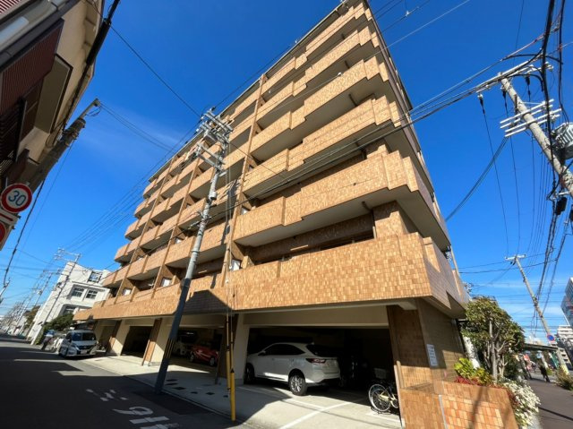 ルミエール明石の外観