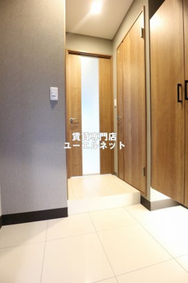 【玄関】 | アンフィニ17マローネ | 住まいの顔ともなる玄関