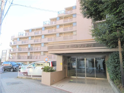 【エントランス】 | オーベルジュ桐ヶ丘 | エントランス