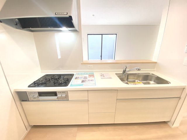 『八王子市新築戸建て』八王子市川口町2876【仲介手数料無料】　８６期のキッチン|～仲介手数料無料☆八王子ひなた不動産～　八王子市川口町　新築戸建て