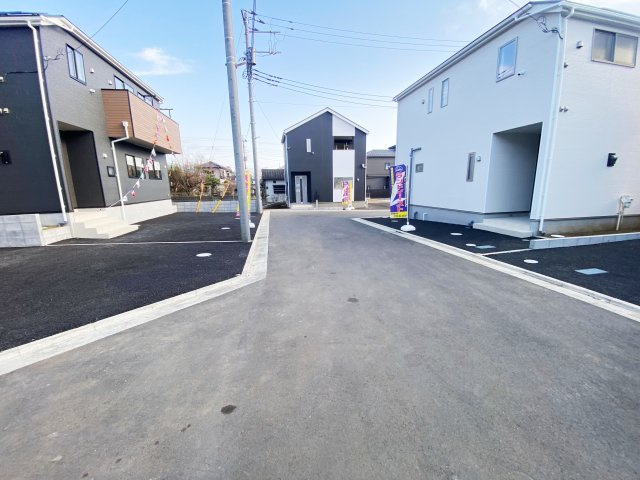 『八王子市新築戸建て』八王子市川口町2876【仲介手数料無料】　８６期の前面道路含む現地写真|～仲介手数料無料☆八王子ひなた不動産～　八王子市川口町　新築戸建て