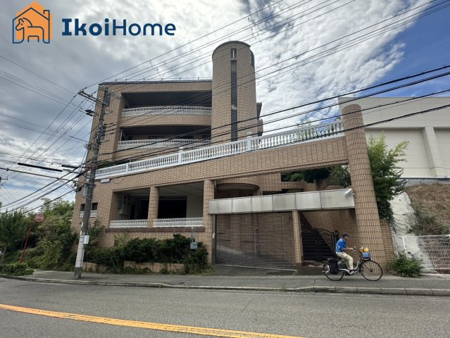 明石市東野町　中古戸建の周辺|●資料・カタログのご請求無料●1階、広々としたお庭がございます！2.3階ワイドバルコニー！