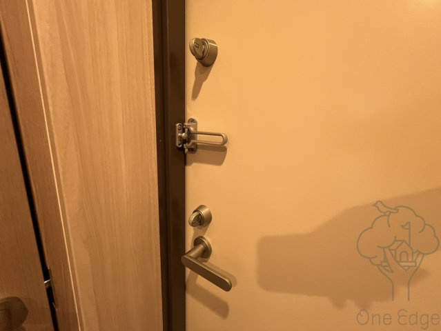 アヴェニール中崎の玄関