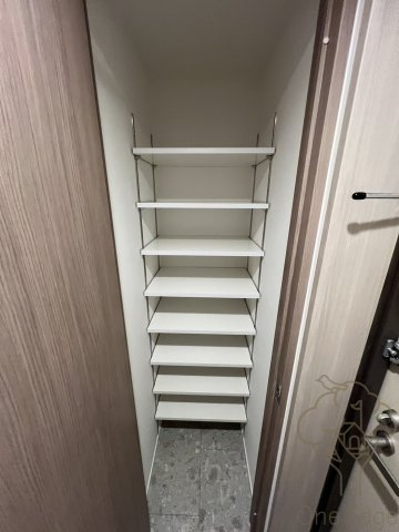 アヴェニール中崎の玄関