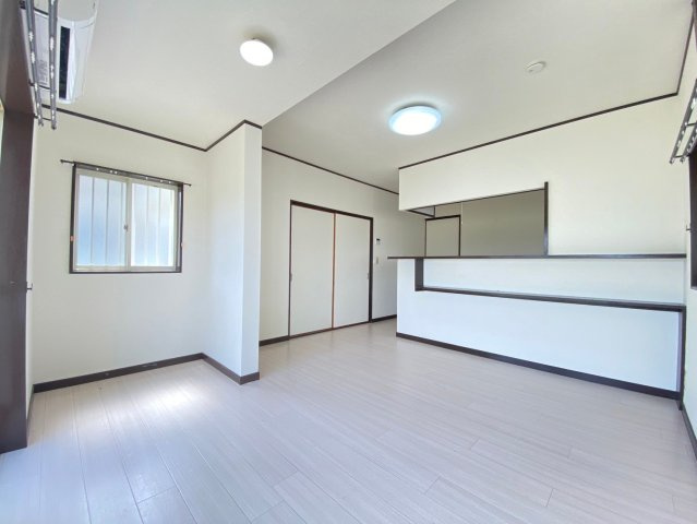 【居間・リビング】