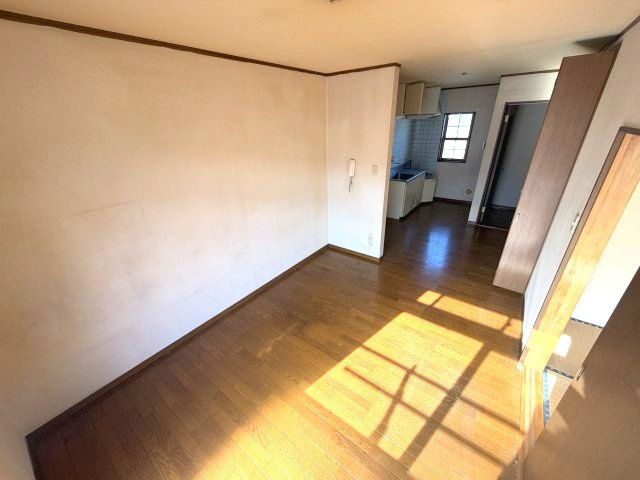 【居間・リビング】 | スカイハイツ | おしゃれなリビングです