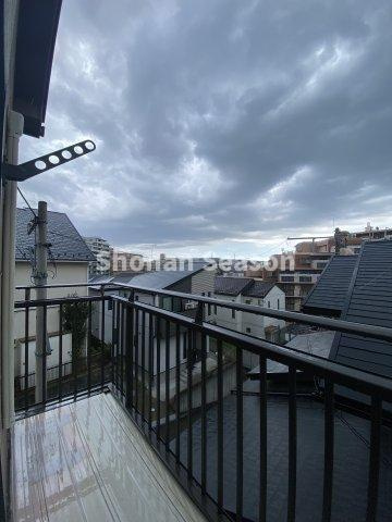 【バルコニー】 | 閑静な住宅街で眺望も良好です◎