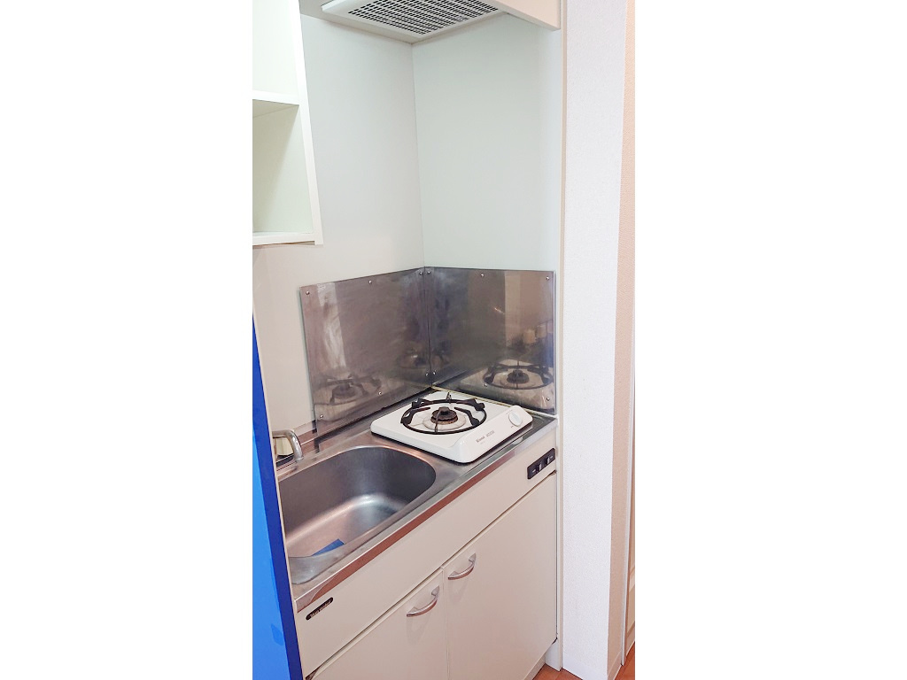 トゥールモンド新横浜の内装|明るい室内です