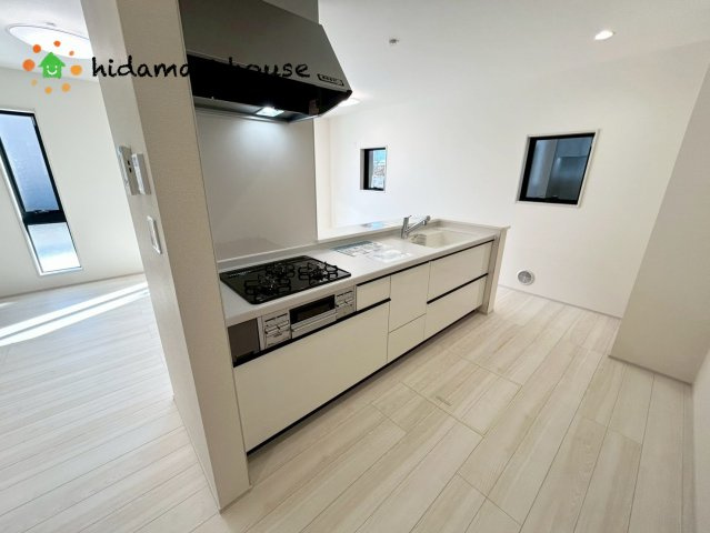 見沼区深作4期　新築戸建　リーブルガーデン01の収納