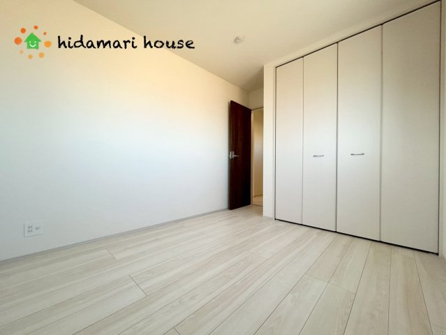 見沼区深作4期　新築戸建　リーブルガーデン01の洋室