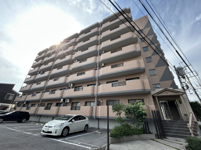 エマーレ北越谷の外観|外観もきれいです