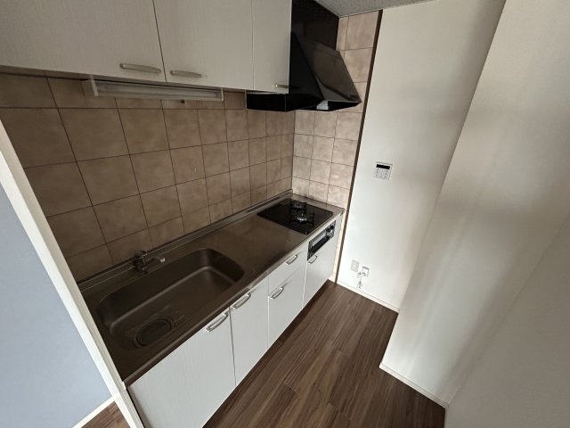 エマーレ北越谷のキッチン|参考写真別号室