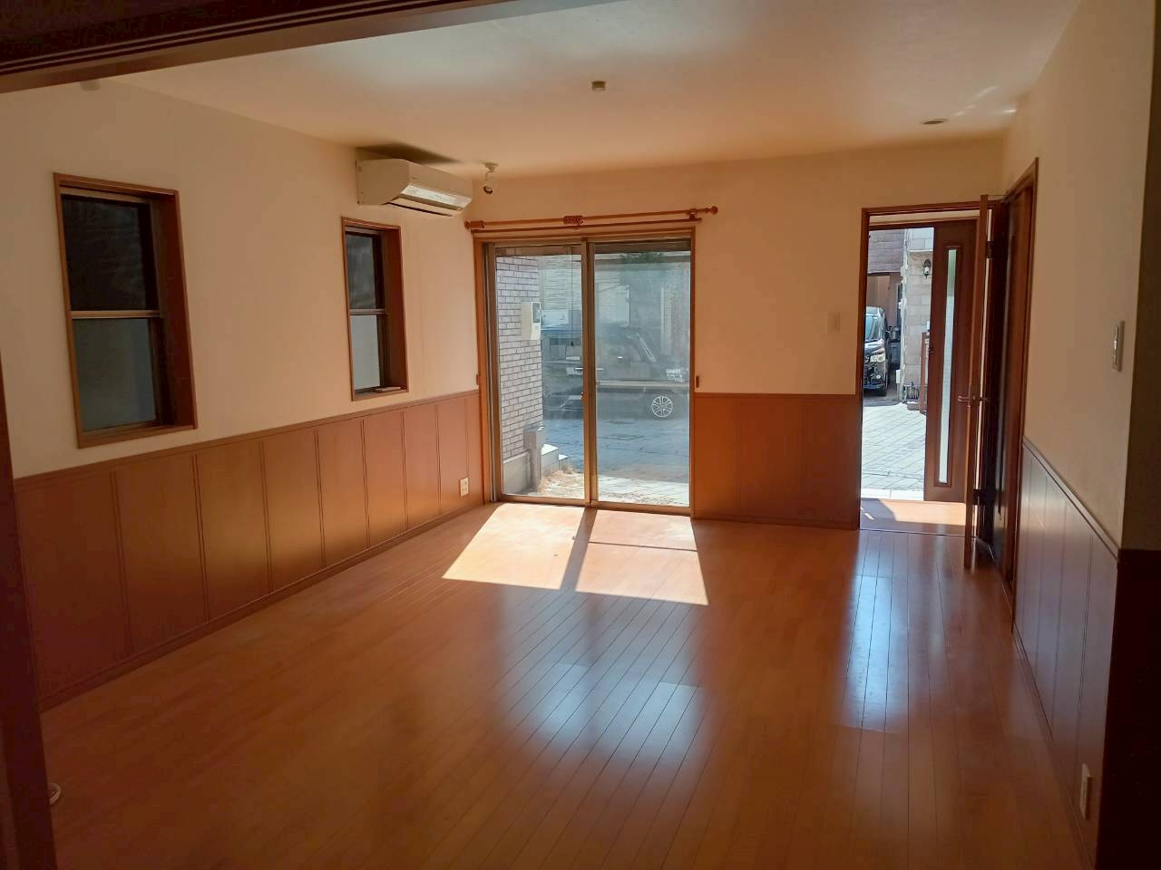 岸和田市土生町9丁目　戸建ての居間・リビング