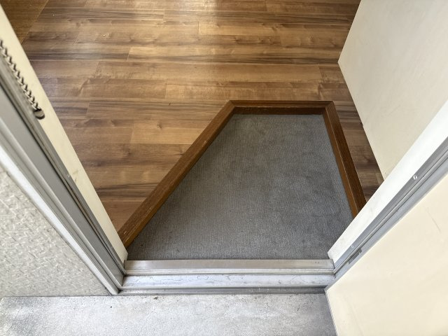 ハイネスＳ　Ｂの玄関