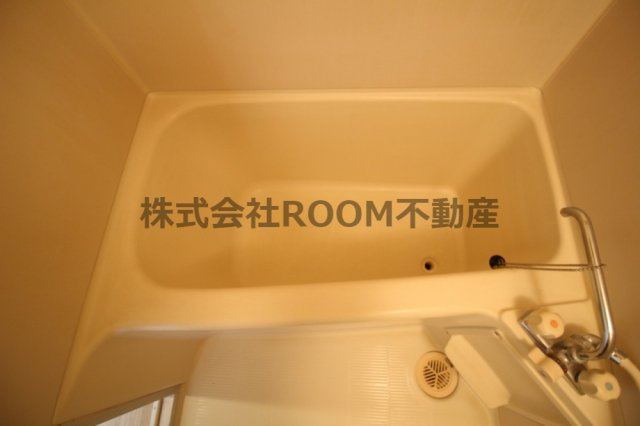 メイプルコート一万城の浴室|日々の暮らしに欠かせないお風呂です